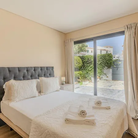 Apartament #390 New Town With Share Pool *